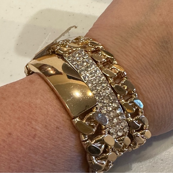 NWT ALDO Set of 3 Bracelets gold tone stretch - ID style, clear rhinestones - Picture 4 of 14
